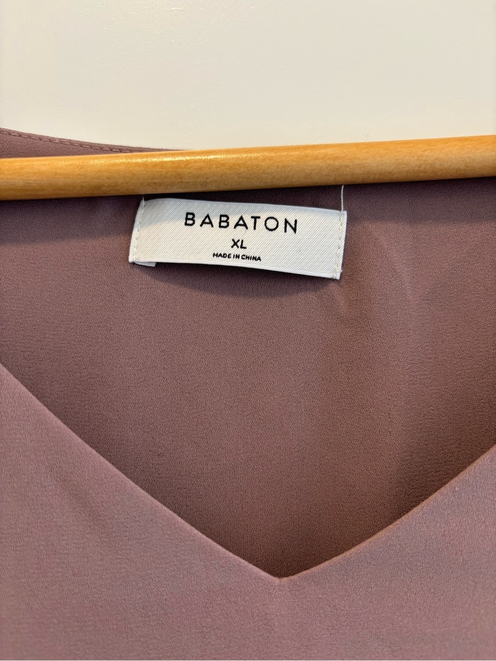 Aritzia Babaton Randy Blouse - Picture 7 of 7